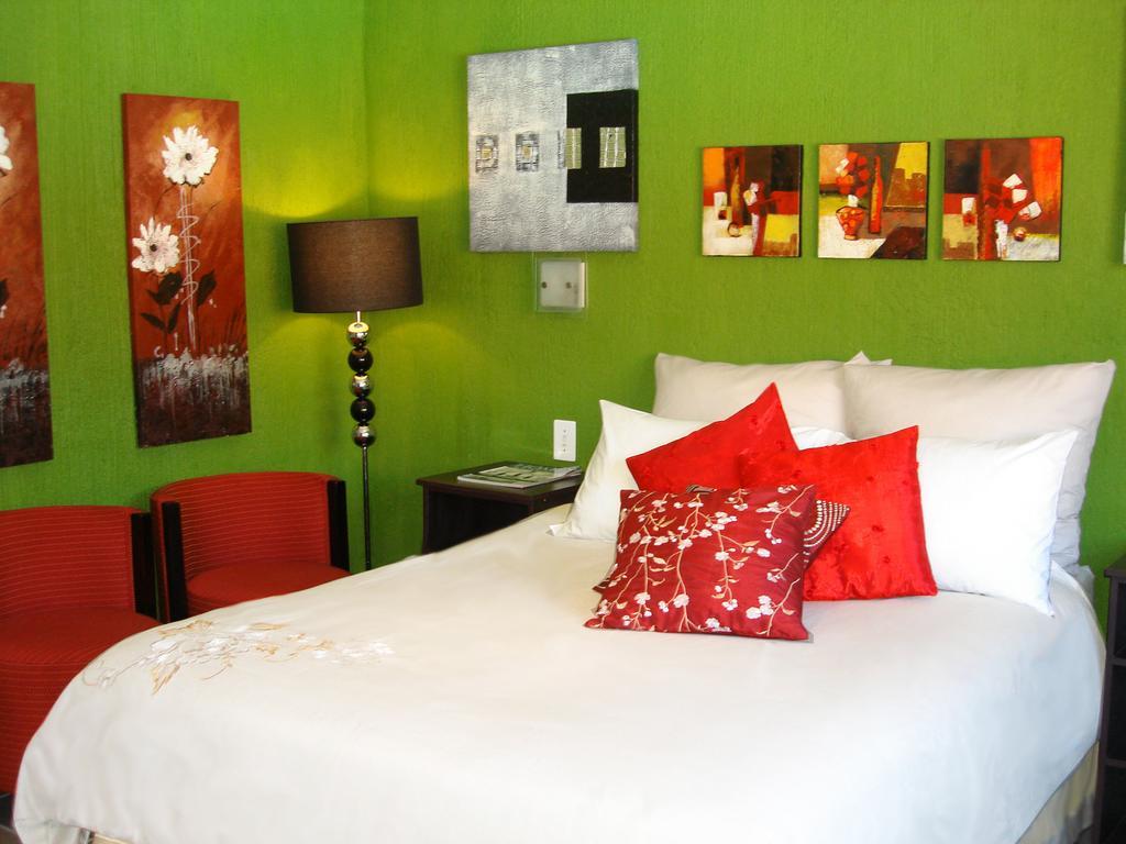 Boga Legaba Guest House & Conference Centre Махикенг Екстериор снимка